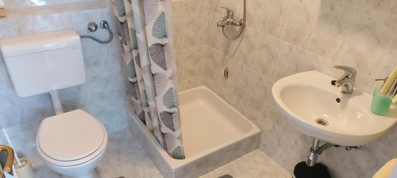 קמפור Apartmani Sladana מראה חיצוני תמונה